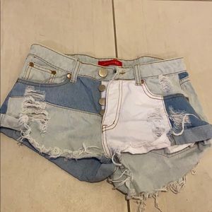 Signatures jean short